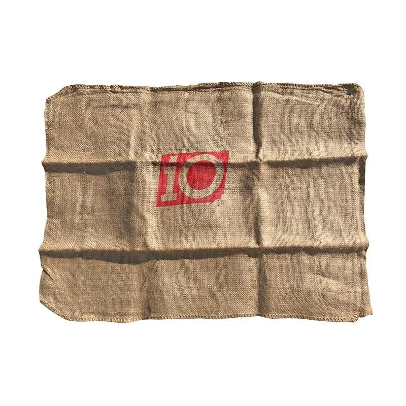 SPG IO FITTED HESSIAN DOG BED COVER JUMBO 106 X 84CM Sprenger's Rural